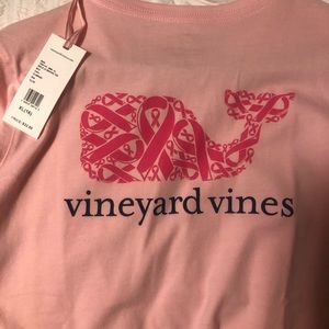 Vineyard vines XLg tshirt